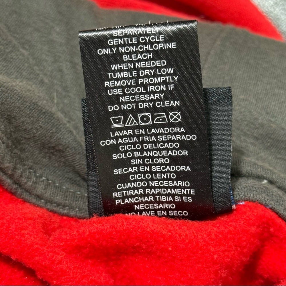 Tampa Bay Bucs Bold Red Kids Hoodie - Picture 8 of 8